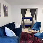 Apartment Easy Home